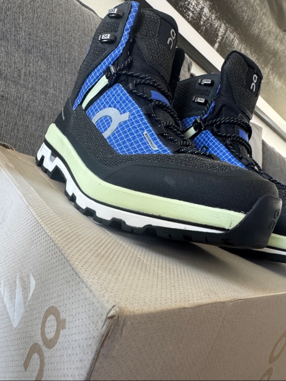 On Kids Trail Boot in Blue and Black